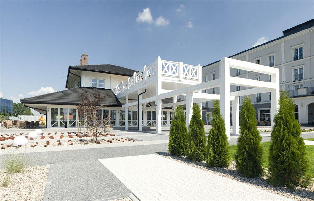 Hotel Lamberton Ołtarzew Esterno foto