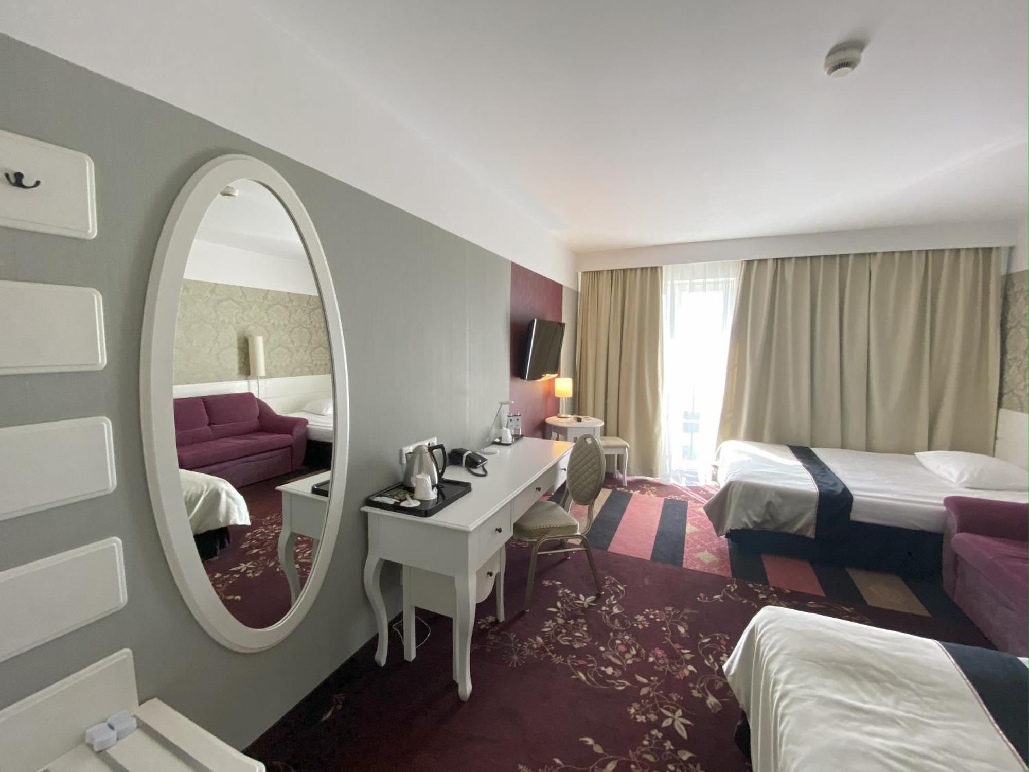 Hotel Lamberton Ołtarzew Esterno foto