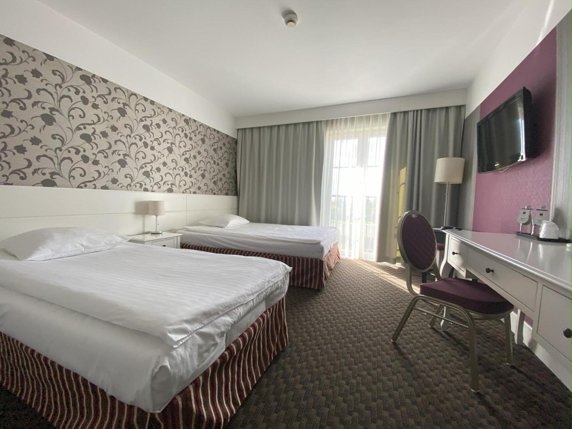 Hotel Lamberton Ołtarzew Esterno foto