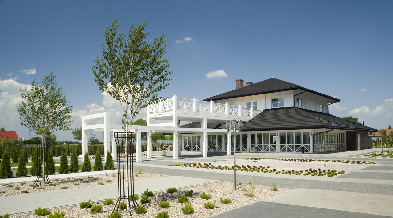Hotel Lamberton Ołtarzew Esterno foto